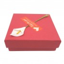 red cardboard flocking-inner hat box